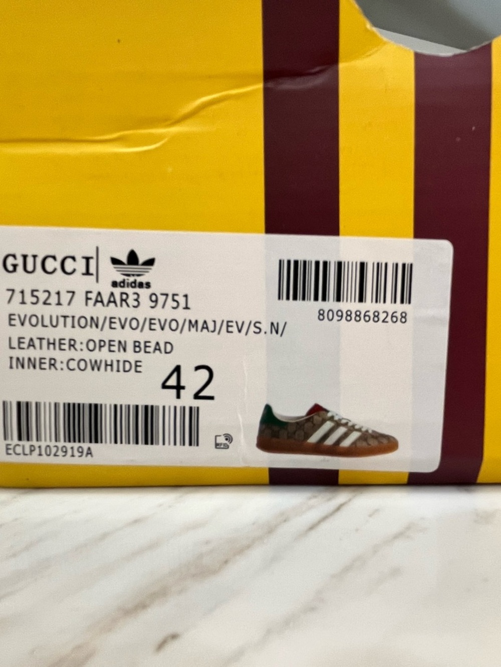 Gucci x Adidas Gazelle GG Monogram Sneakers Mens 9 NWB AUTHENTIC - Picture 3 of 9